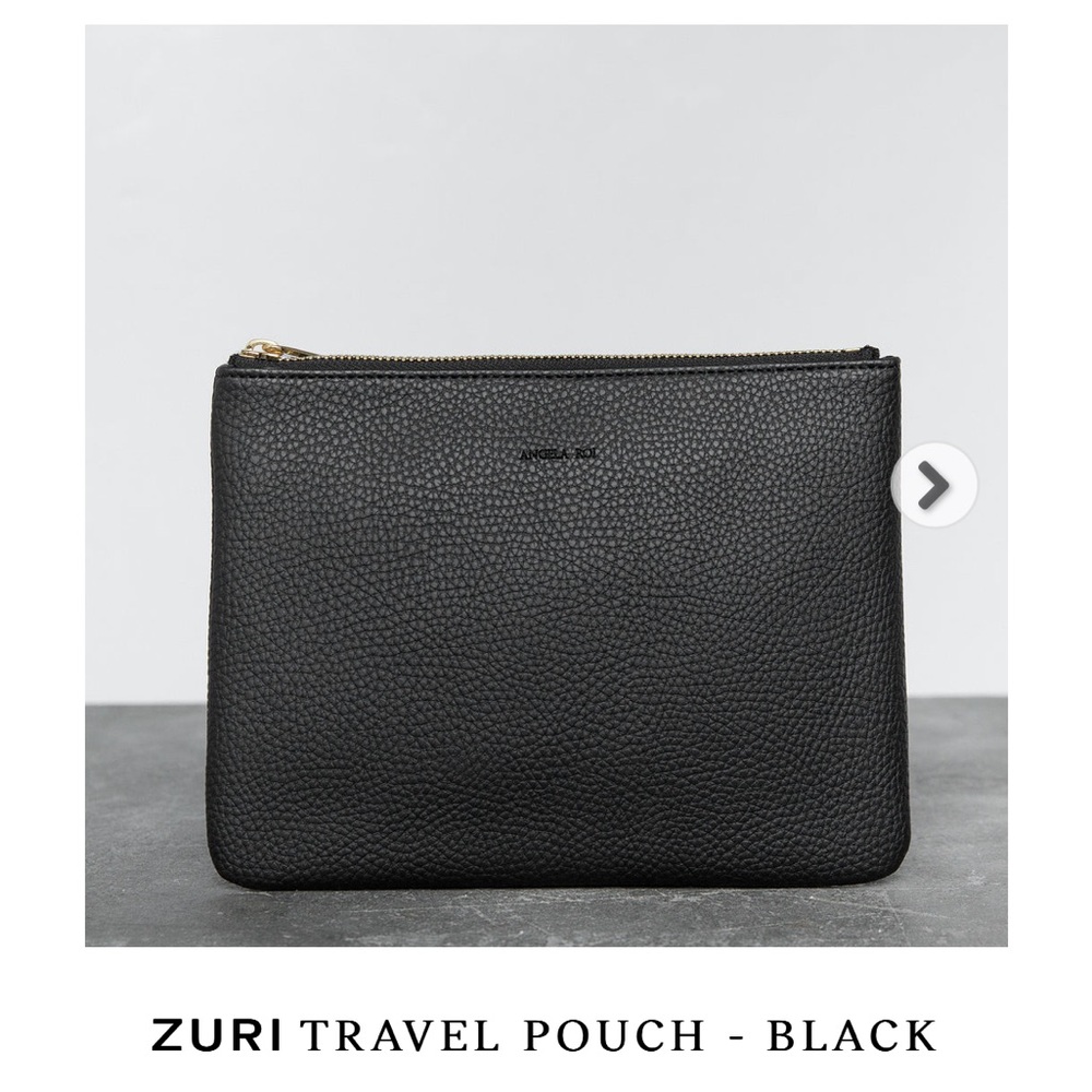 Angela Roi zuri travel pouch black
